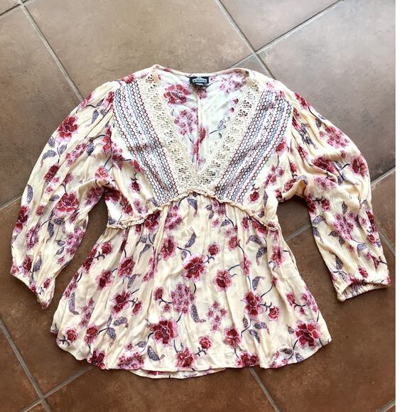 Angie Peach and Pink Floral Boho Top with Lace Collar and Empire Waist size 2X - Picture 10 of 10